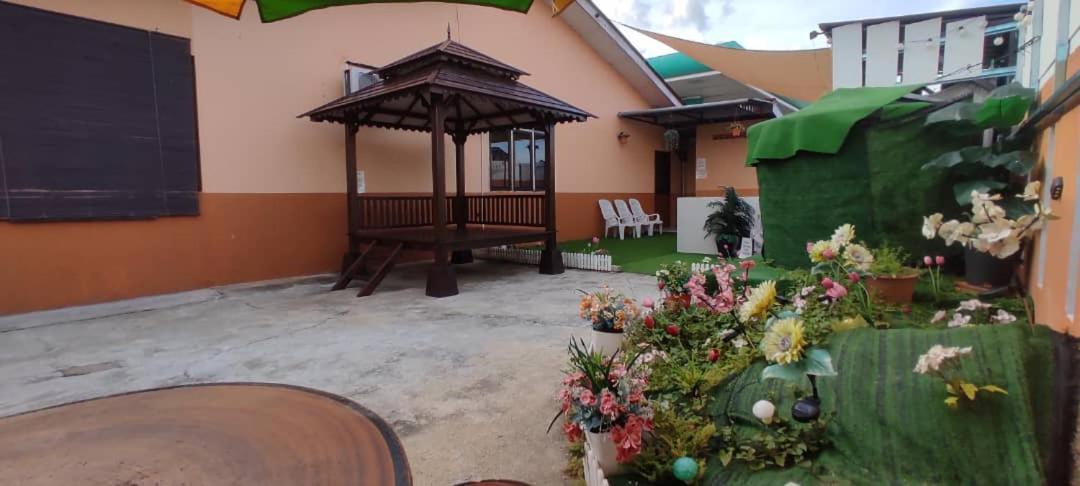 Ns Homestay Private Pool Tanah Merah  Exterior photo